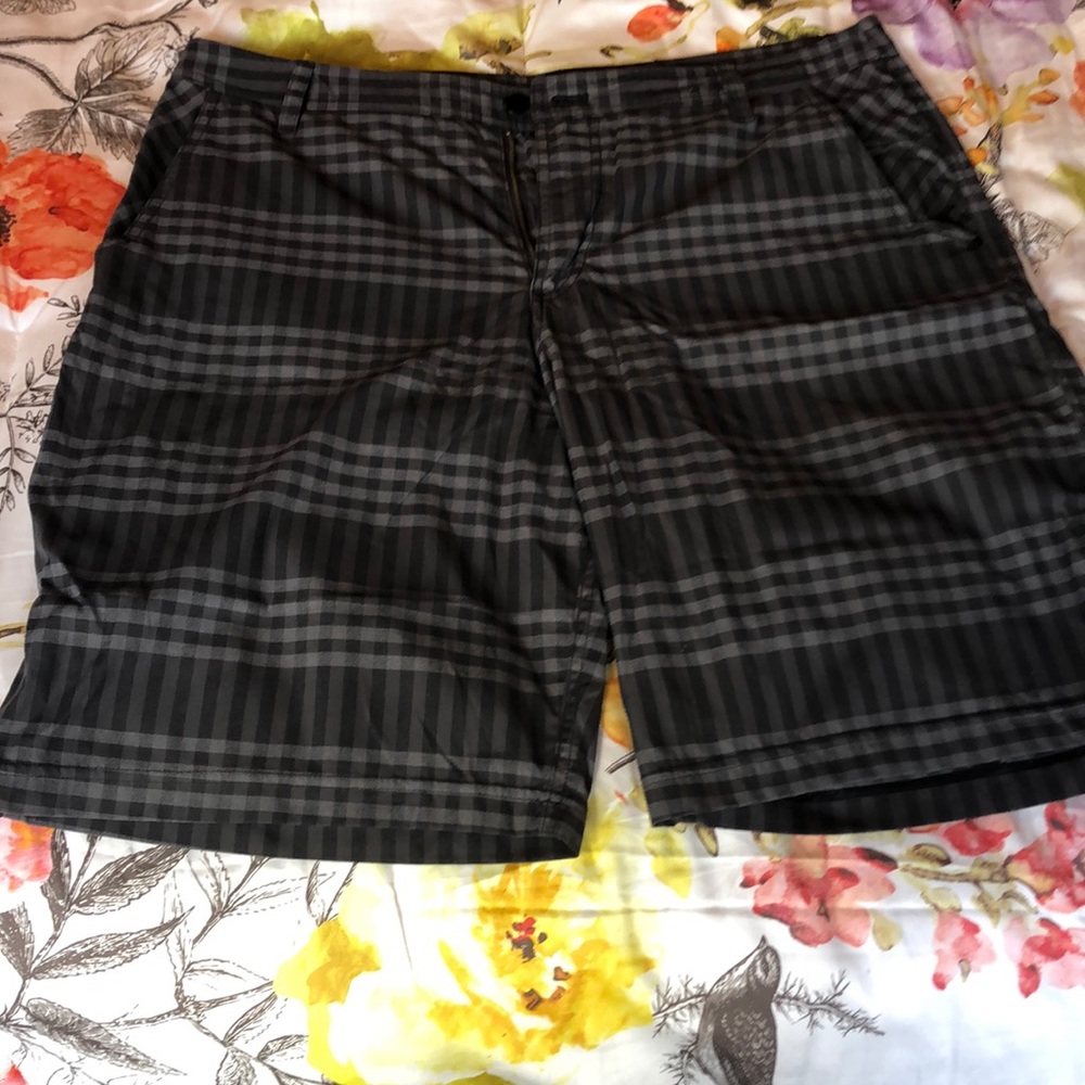 NWOT lululemon men’s shorts